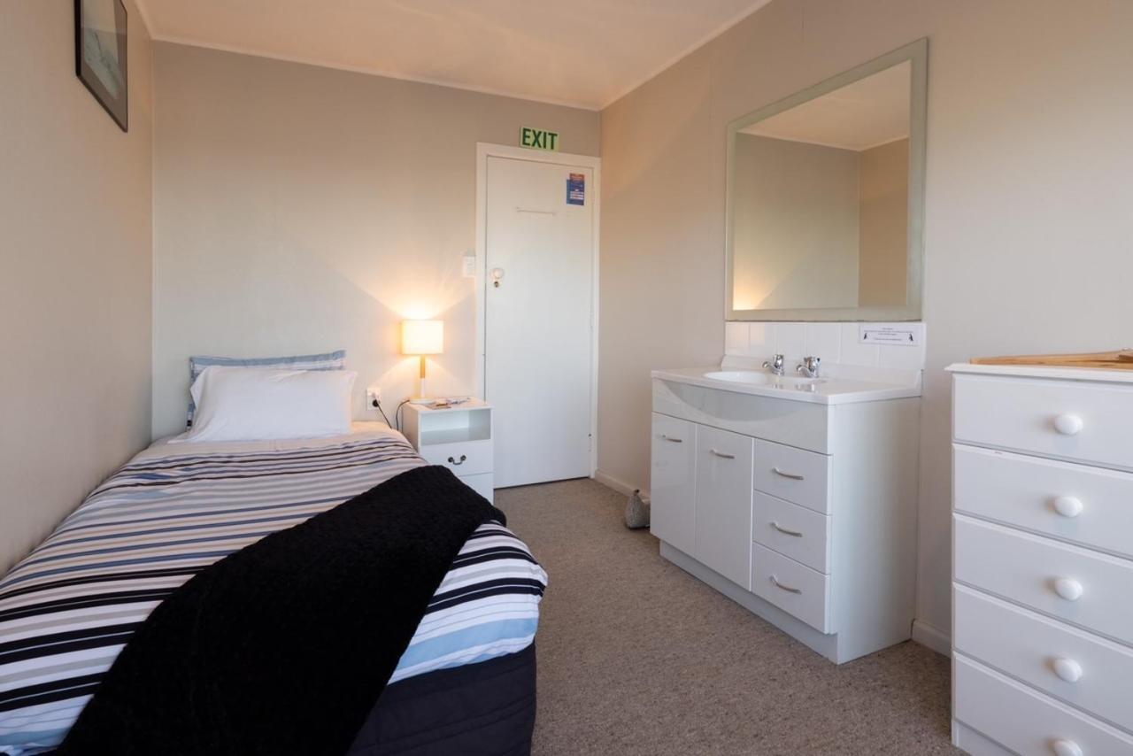 Oamaru Backpackers Hostel Exterior photo