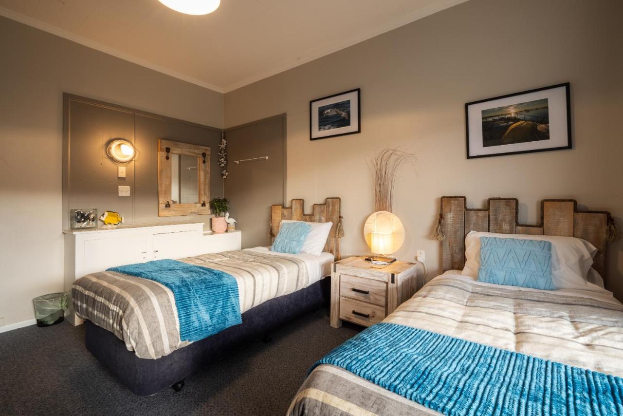 Oamaru Backpackers Hostel Exterior photo